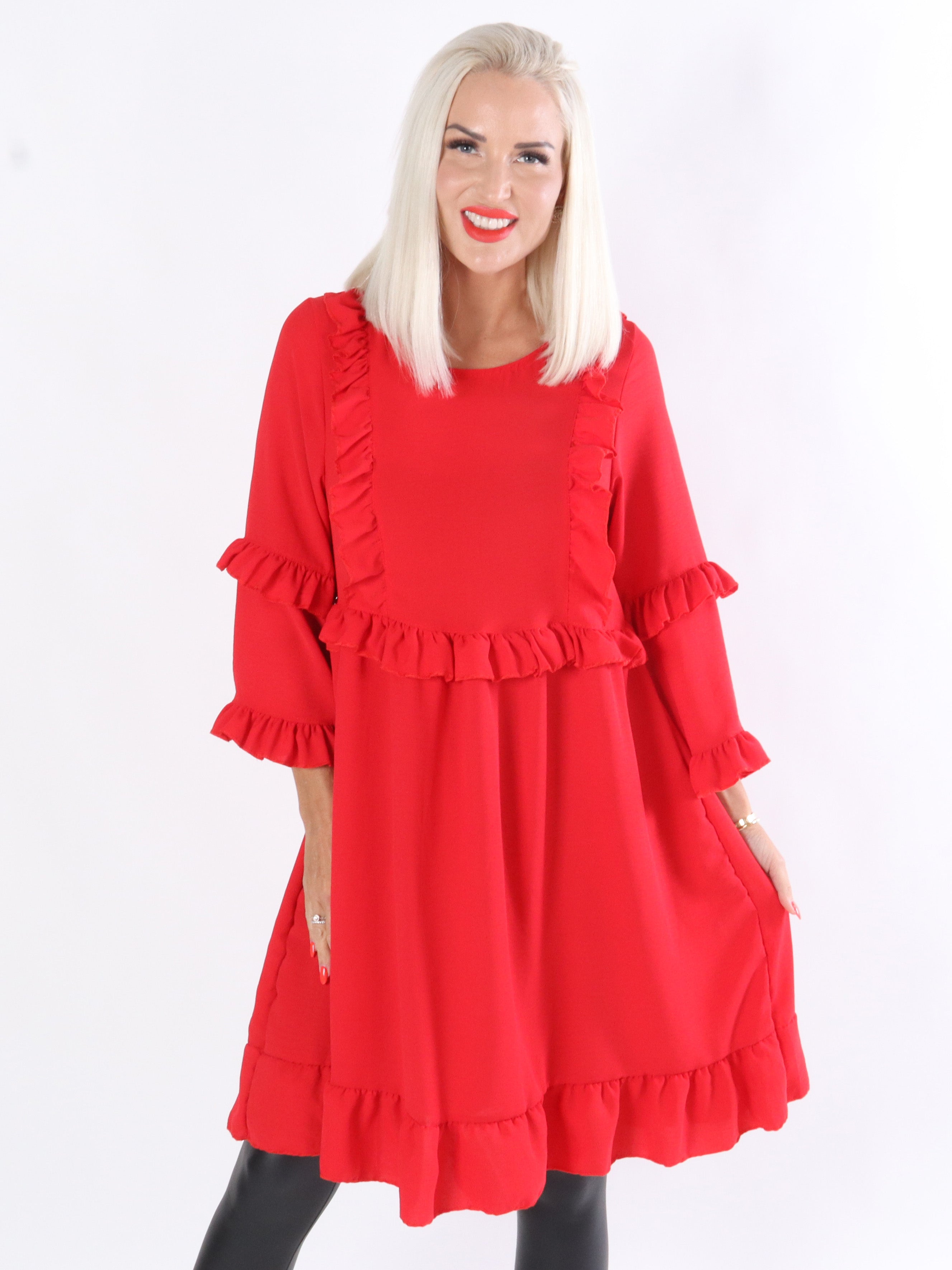 Thyra - Kjole i med flæsekanter foran